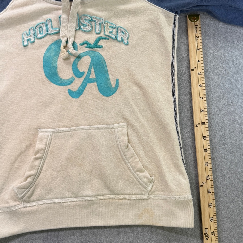 Hollister California CA Logo Hoodie Women’s Small Cream Blue Two-Tone Fleece Y2K - Picture 4 of 9